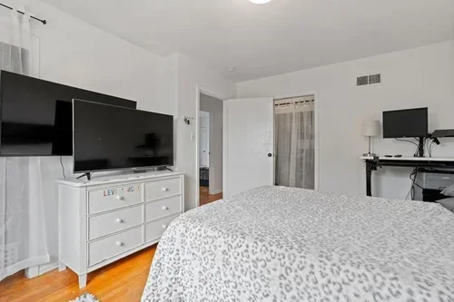 183CameliaDr-11.webp
