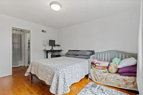 183CameliaDr-17.webp