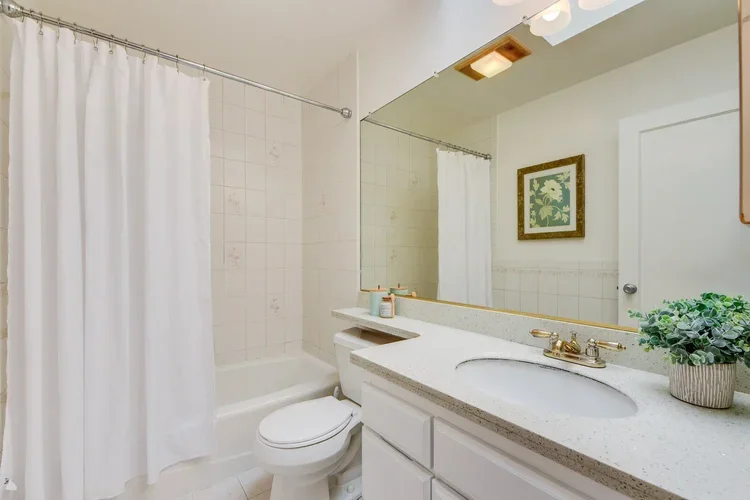 24_228_Frankfort_St_Daly_City21_mls.webp