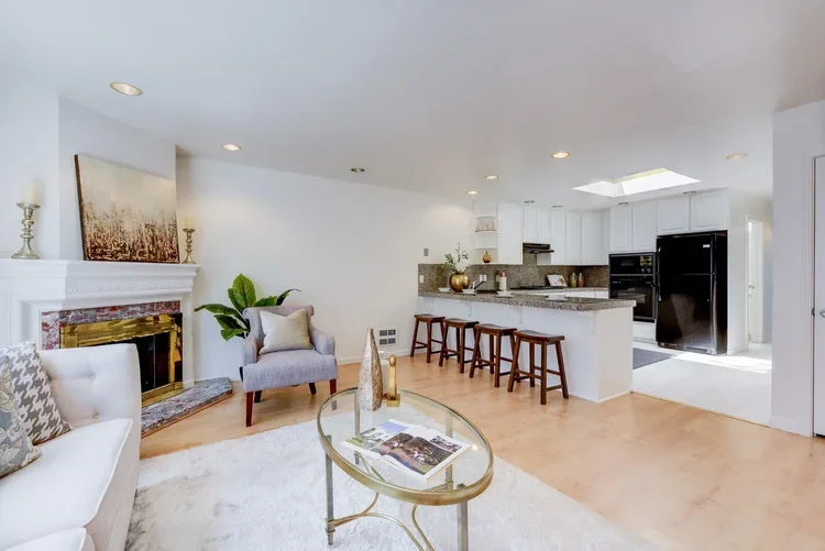27_228_Frankfort_St_Daly_City2+(1)_mls.webp