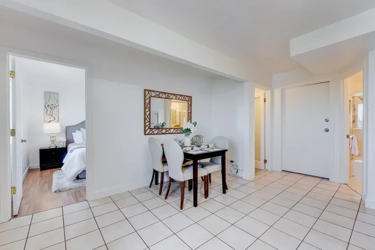 39_228_Frankfort_St_Daly_City14+(1)_mls.webp