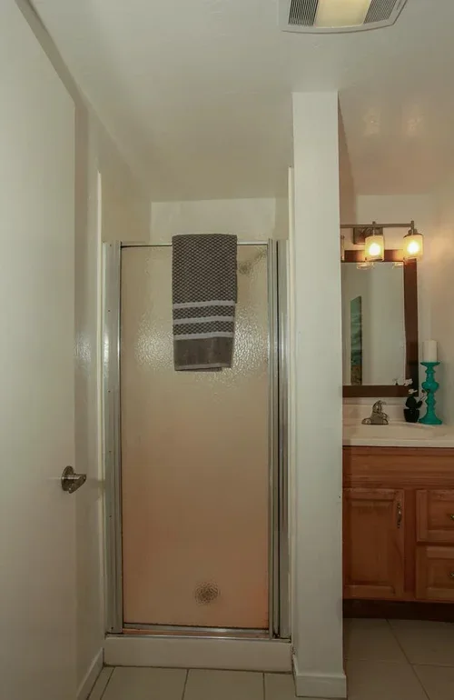 61+Norwood+Ave+Daly+City+CA-large-022-14-Lower+Level++Bathroom-650x1000-72dpi.webp