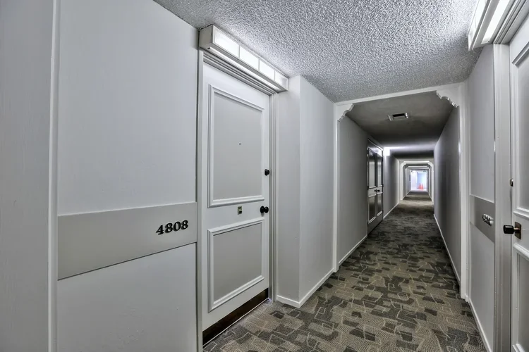 60_f8_400_Davey_Glen_4808_082818_007_mls.webp