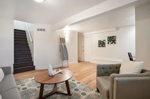 3671ElstonSt-22.webp