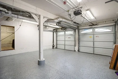 3671ElstonSt-25.webp