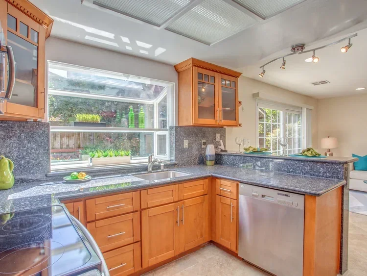 4620+Kelso+St+Union+City+CA-MLS_Size-008-9-Kitchen-1280x960-72dpi.webp