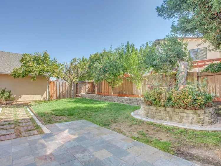 4620+Kelso+St+Union+City+CA-MLS_Size-024-24-Back+Yard-1280x960-72dpi.webp
