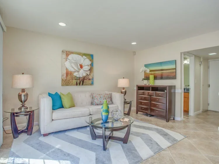 4620+Kelso+St+Union+City+CA-MLS_Size-012-14-Family+Room-1280x960-72dpi.webp