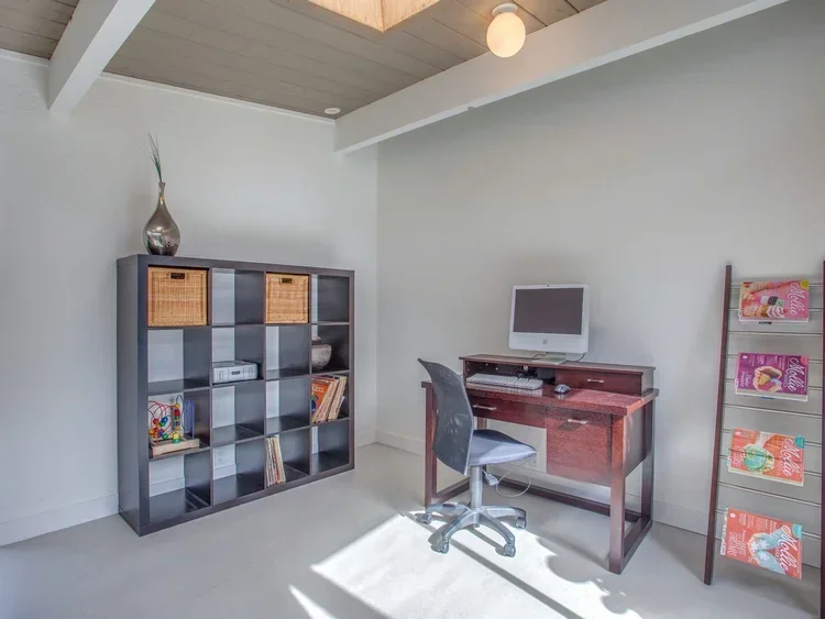 4026+Salem+St+Concord+CA+94521-MLS_Size-024-37-Bedroom-1280x960-72dpi.webp