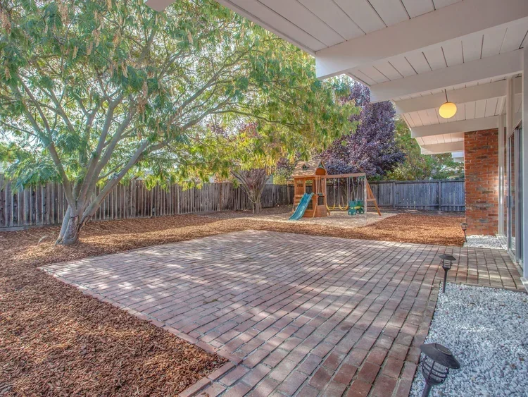 4026+Salem+St+Concord+CA+94521-MLS_Size-027-40-Back+Yard-1280x960-72dpi.webp