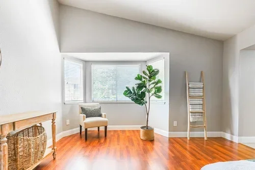 Antioch-4619-Silvercrest-JP103952-HDR.webp