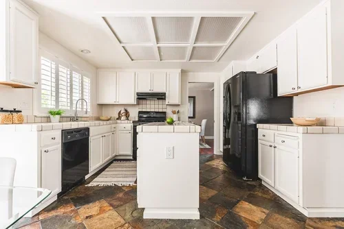 Antioch-4619-Silvercrest-JP103997-HDR.webp