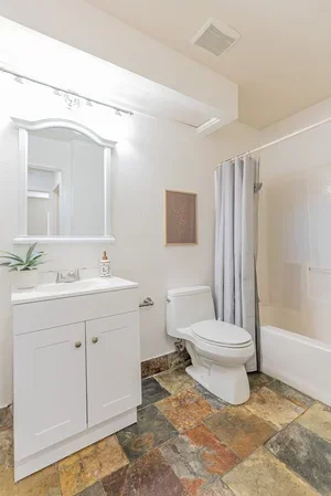 Antioch-4619-Silvercrest-JP104072.webp