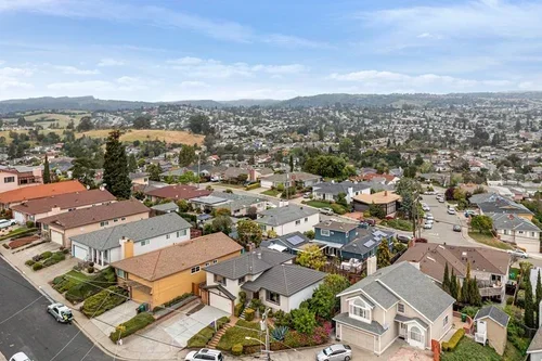 043_16724_cowell_st-43.webp