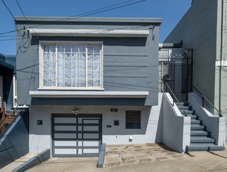 221 Gambier St