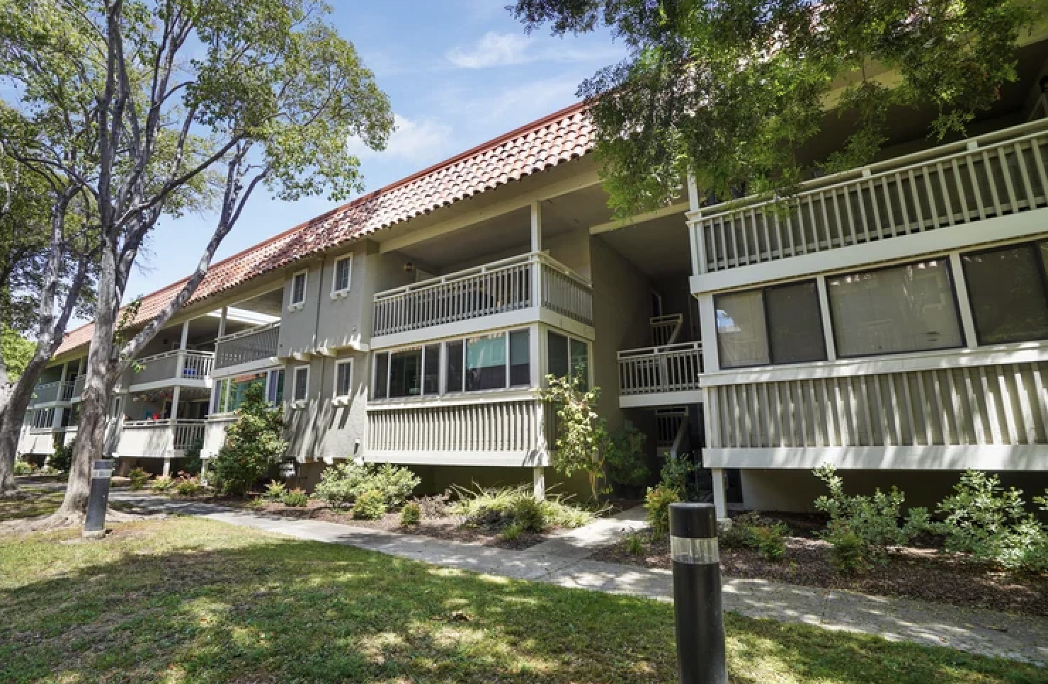 223 Kiely Blvd #B
