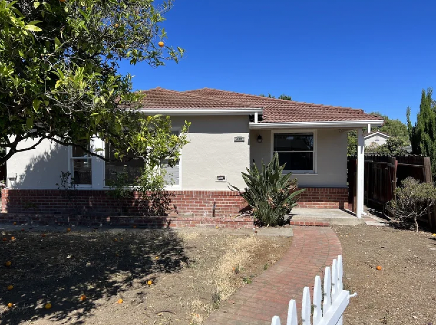 485 S Fair Oaks Ave