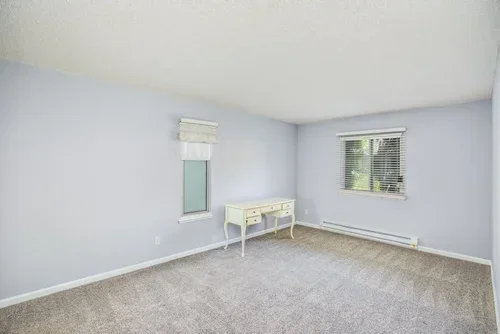 413%20Piccadilly%20Pl%20unit%209-13.webp