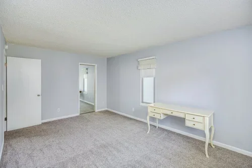 413%20Piccadilly%20Pl%20unit%209-15.webp