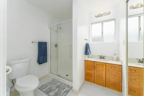 08_736_Linden_Burlingame_008_mls.webp