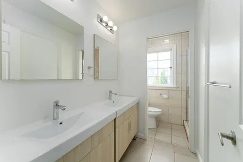 26_736_Linden_Burlingame_026_mls.webp