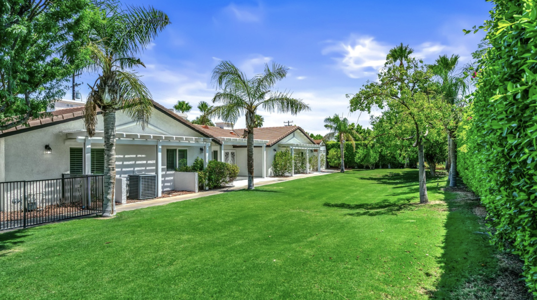 2898 N Sunrise Way, Palm Springs 