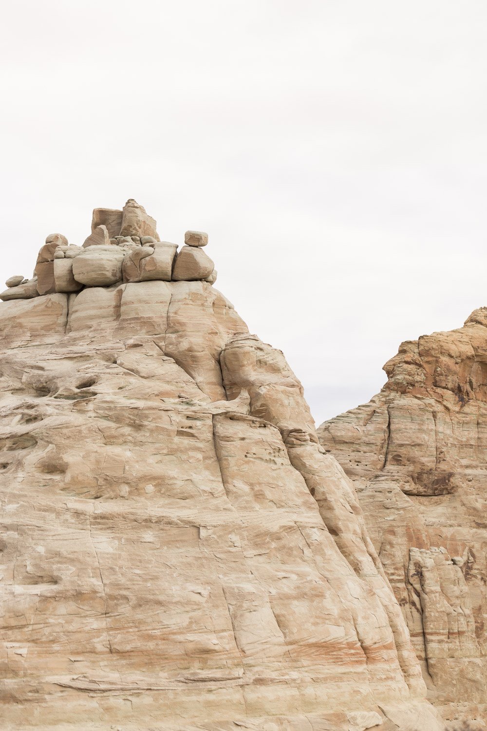 ©AlyssaRosenheck2022 Alyssa Rosenheck at Amangiri in Utah Author of The New Southern