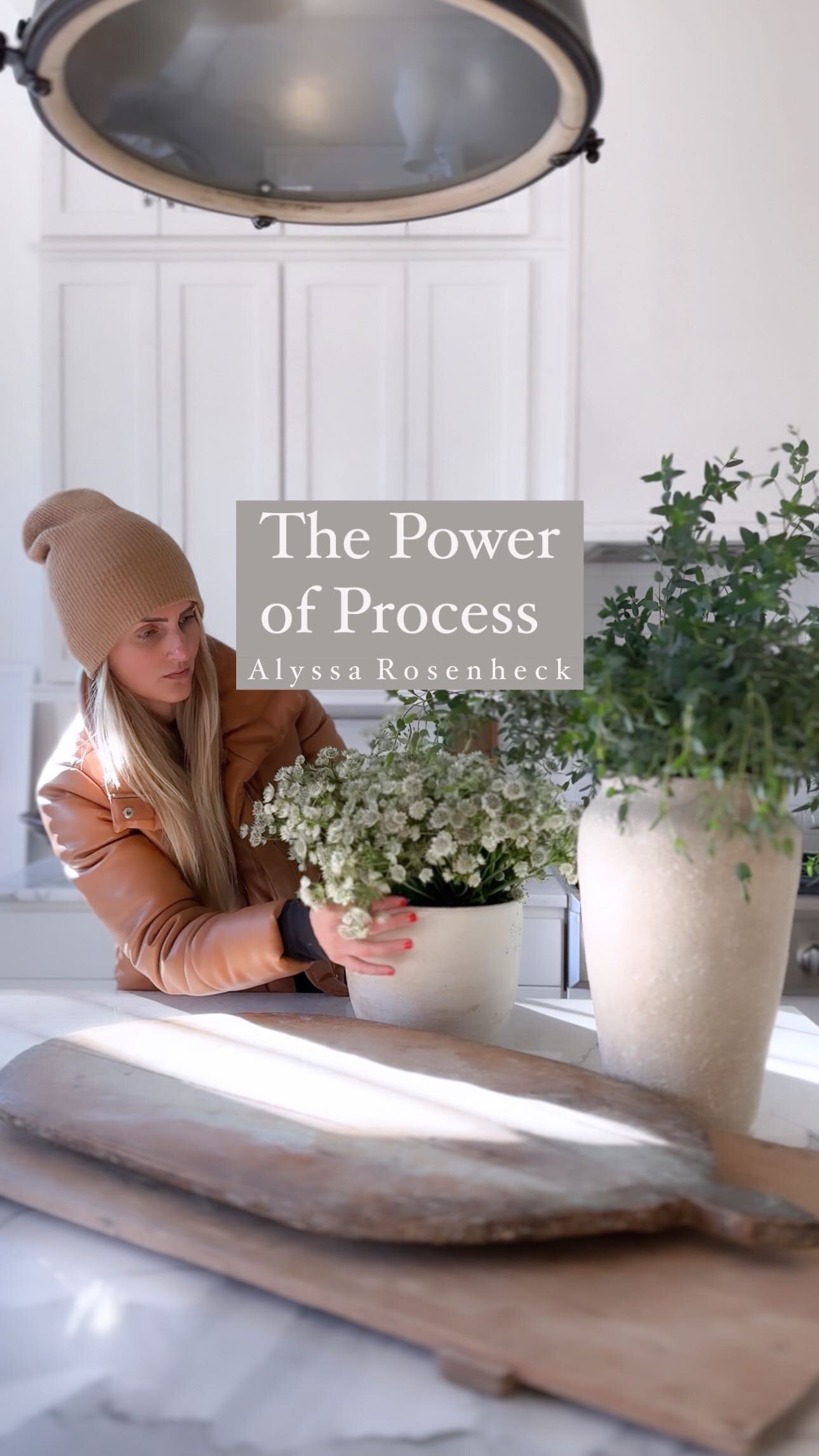 Hi, it&rsquo;s me. Do you know why I love arranging flowers? Yes, they&rsquo;re beautiful, breathe life into our spaces and I can go into a million different ways to style them here but I want to go deeper. I love arranging flowers because of the pro