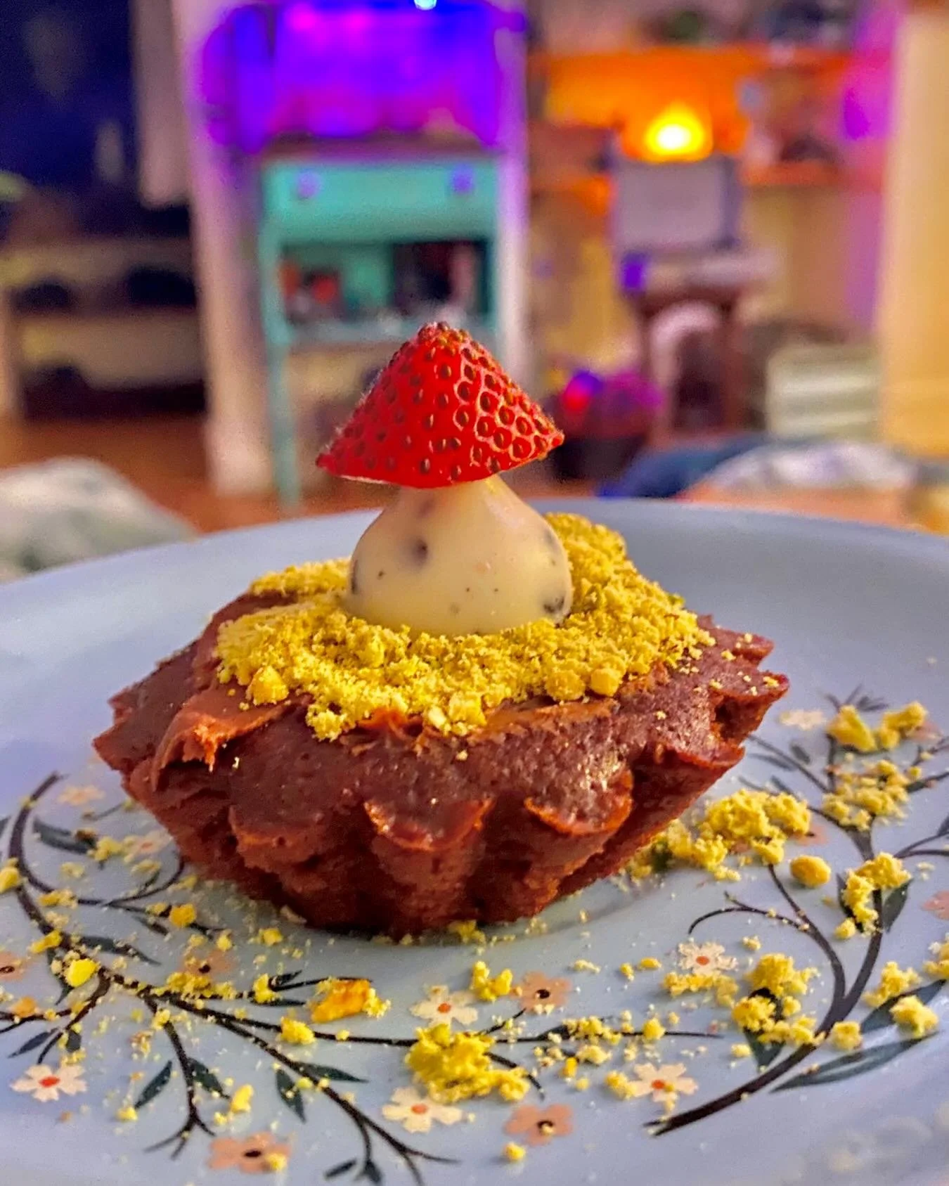 Throwback to my favorite dessert I made-
A chocolate toadstool tart! The &lsquo;moss&rsquo; is blended up pistachio, and the mushroom is an Oreo-flavored kiss and a strawberry 🍓 
-
#dessert #bakersgonnabake #tart