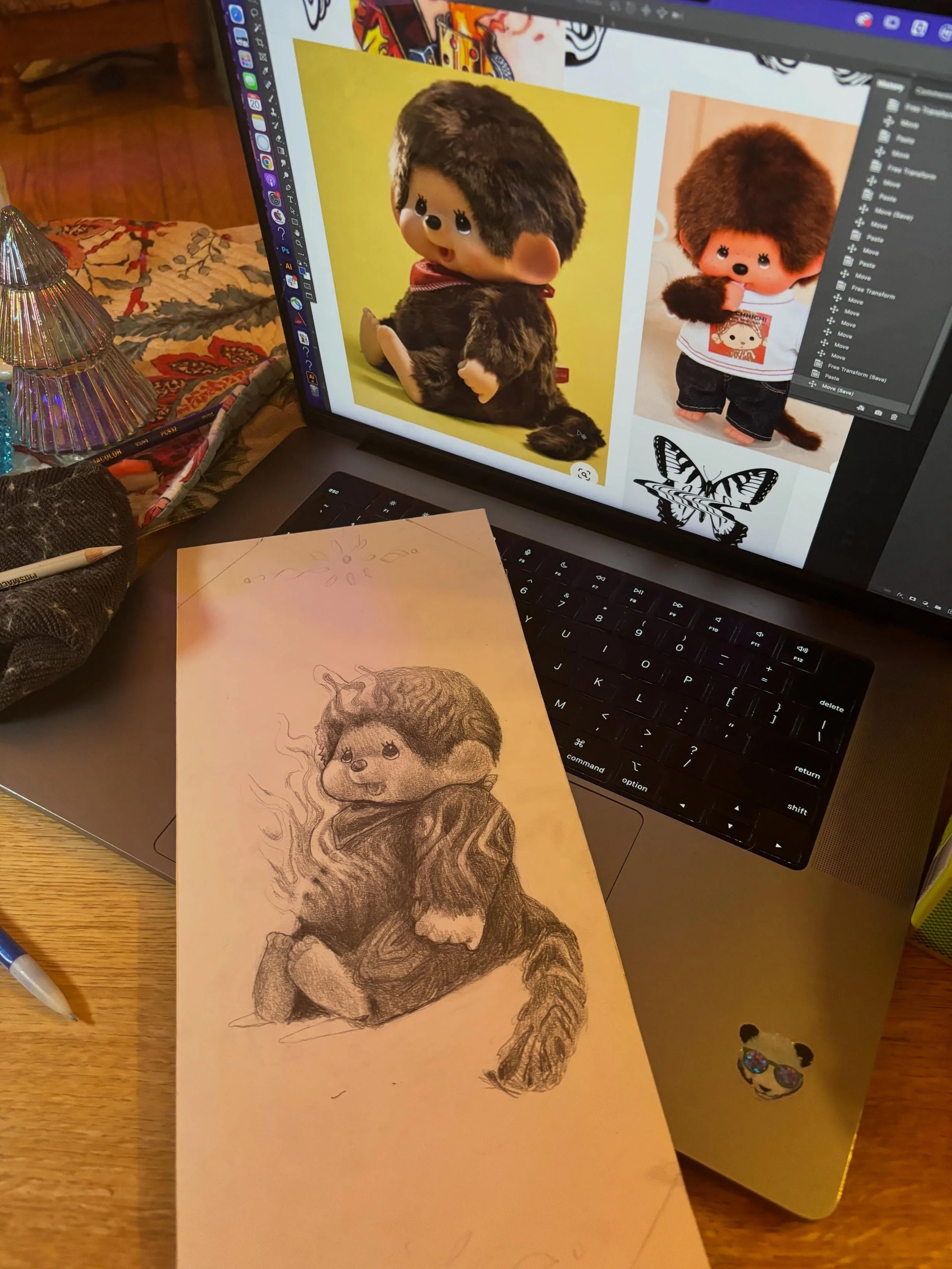 A drawing I made of Monchhichi. Not exactly sure why I added the melty/wiggly lines, it just sort of happened!
-
#drawing #pencildrawing #nostalgia #milwaukeeartist