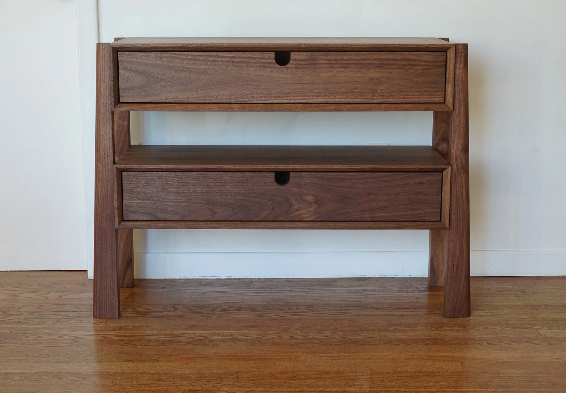 HeilnerConsole.Walnut.1.Web.jpg