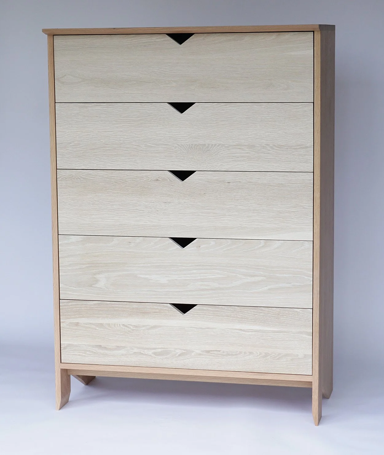 PHOEBE CHEST OF DRAWERS