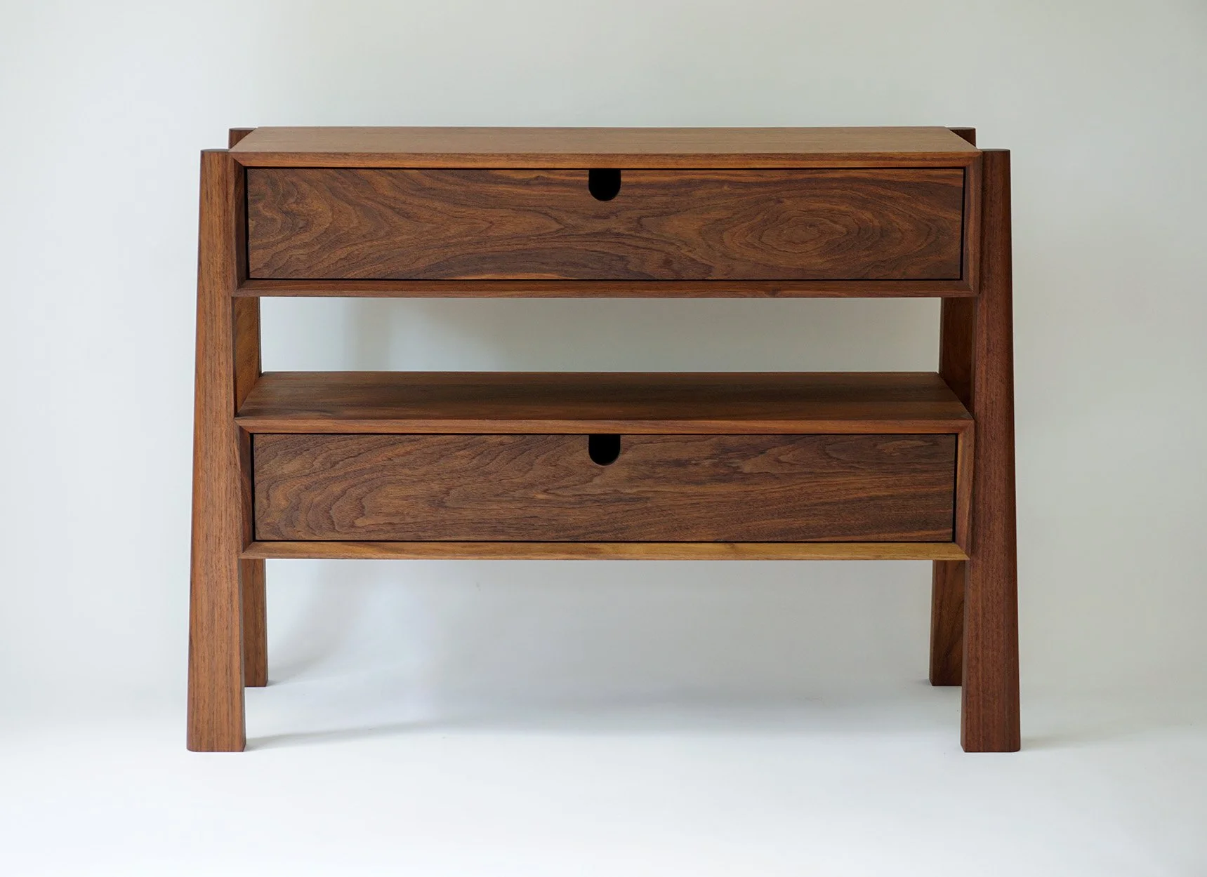 HeilnerConsole.Walnut.web.jpg