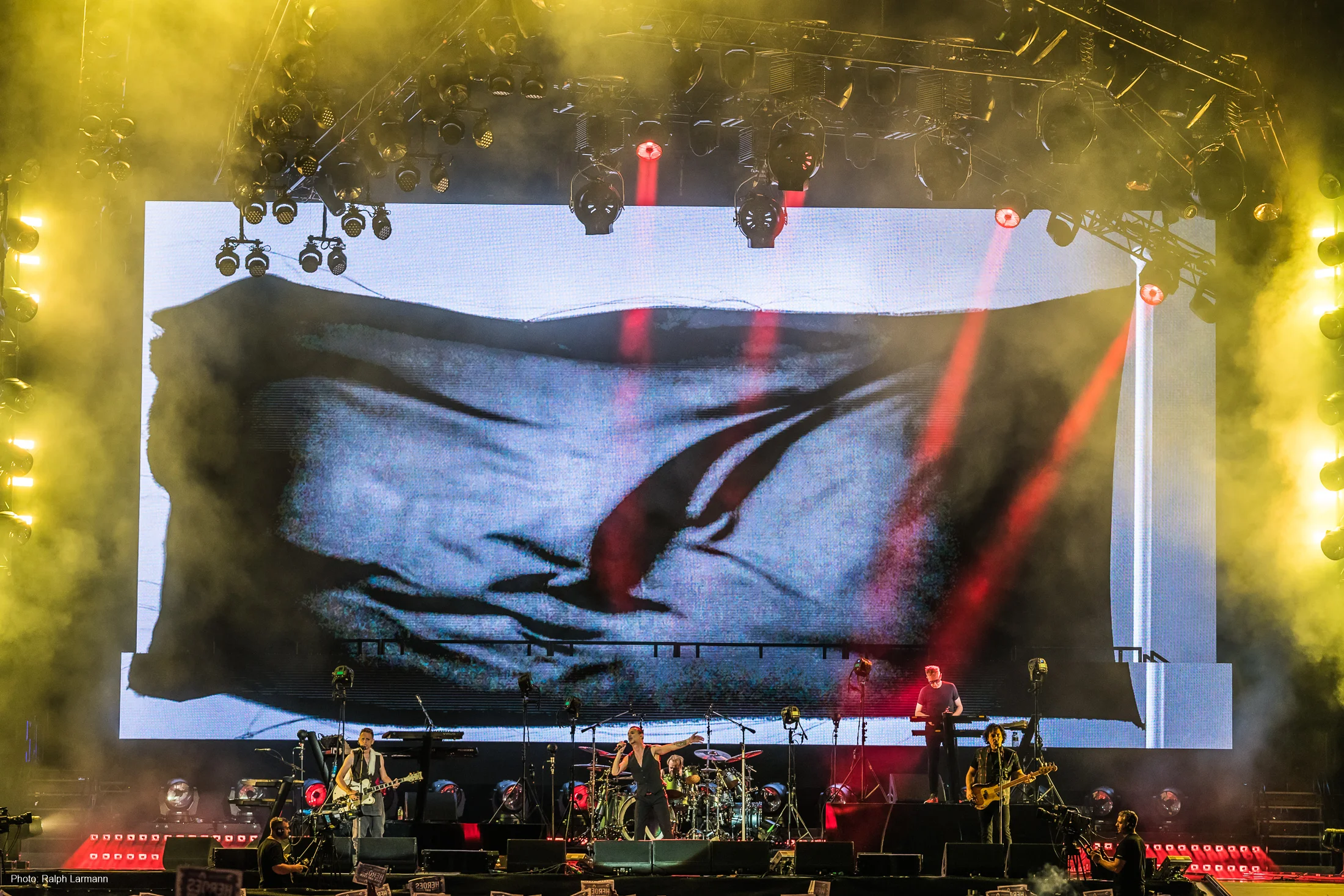 0270_LR-FS_DEPECHE-MODE-Global-Spirit_Cologne-2017_Photo-Ralph-Larmann_DSC08595.jpg