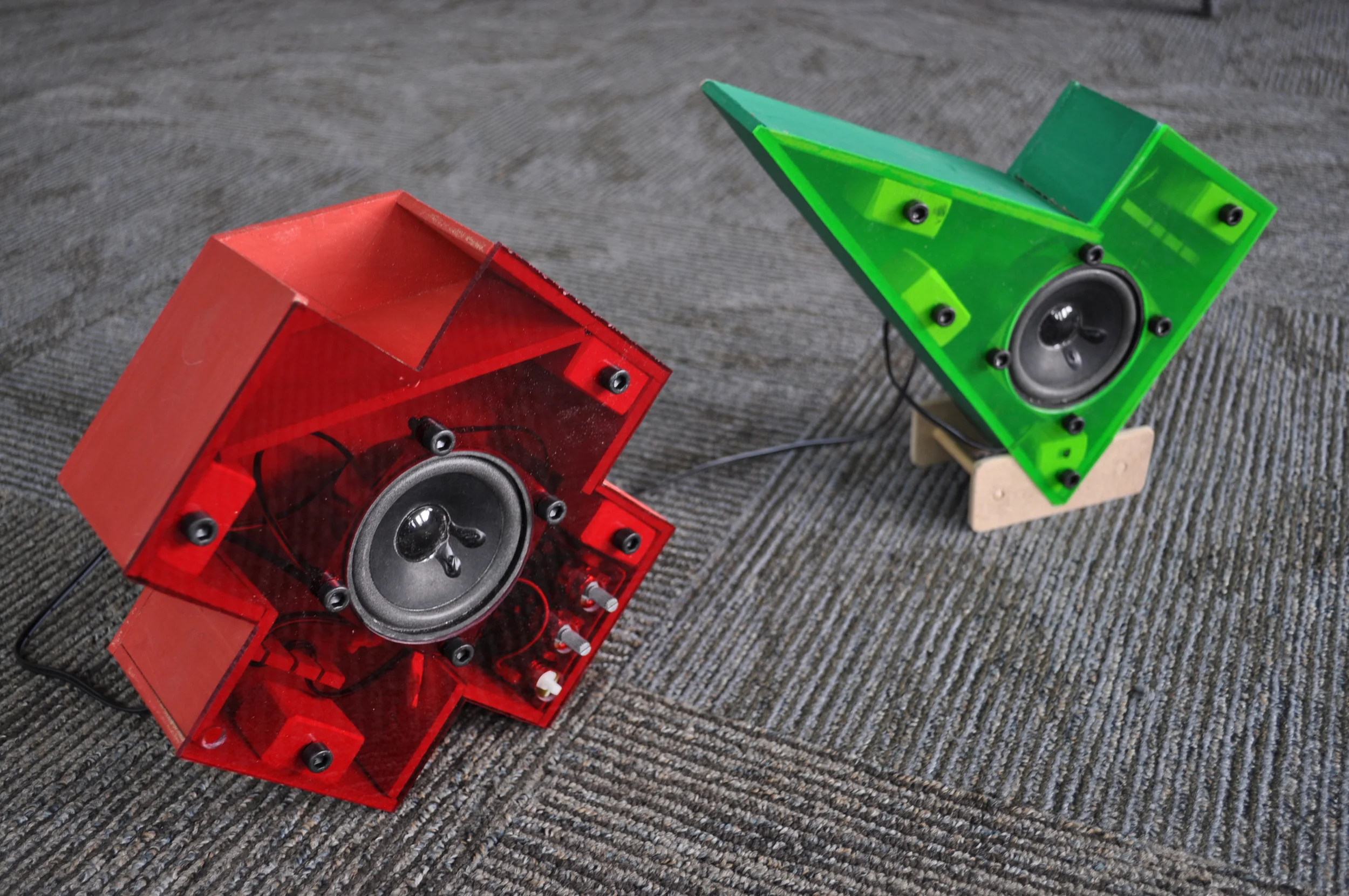 Student work from the G8 project "Speakers outside the box". The project centers on creative thinking processes and students are required to make speakers that not only are forbidden to be boxes (hence the project name). They must also, as a way of …