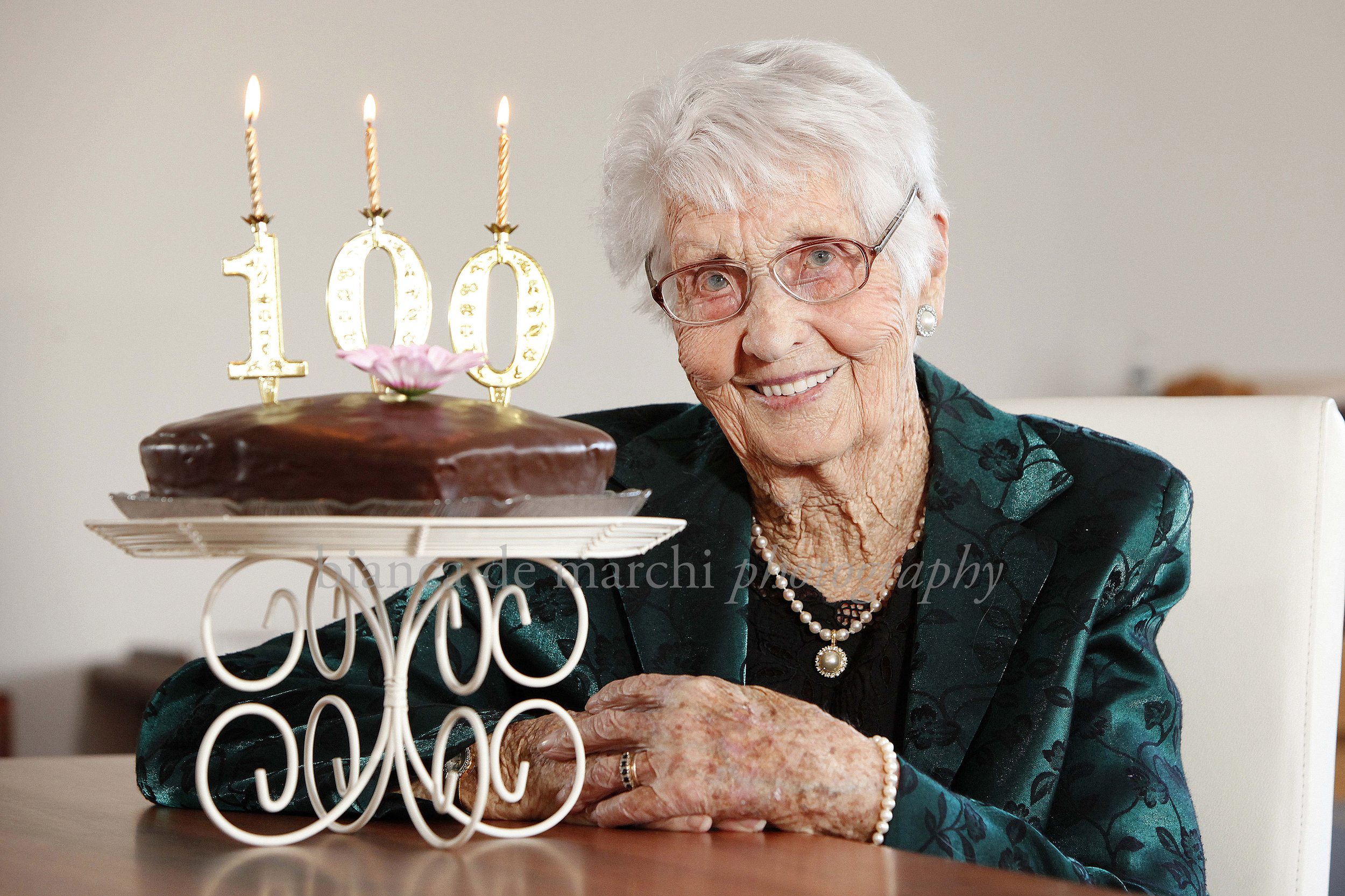 CHP_Export_124108104_Agnes ÒBillieÓ Graetz of Netherby is turning 100 today %5BPIC%5D Billie celebrates.jpg