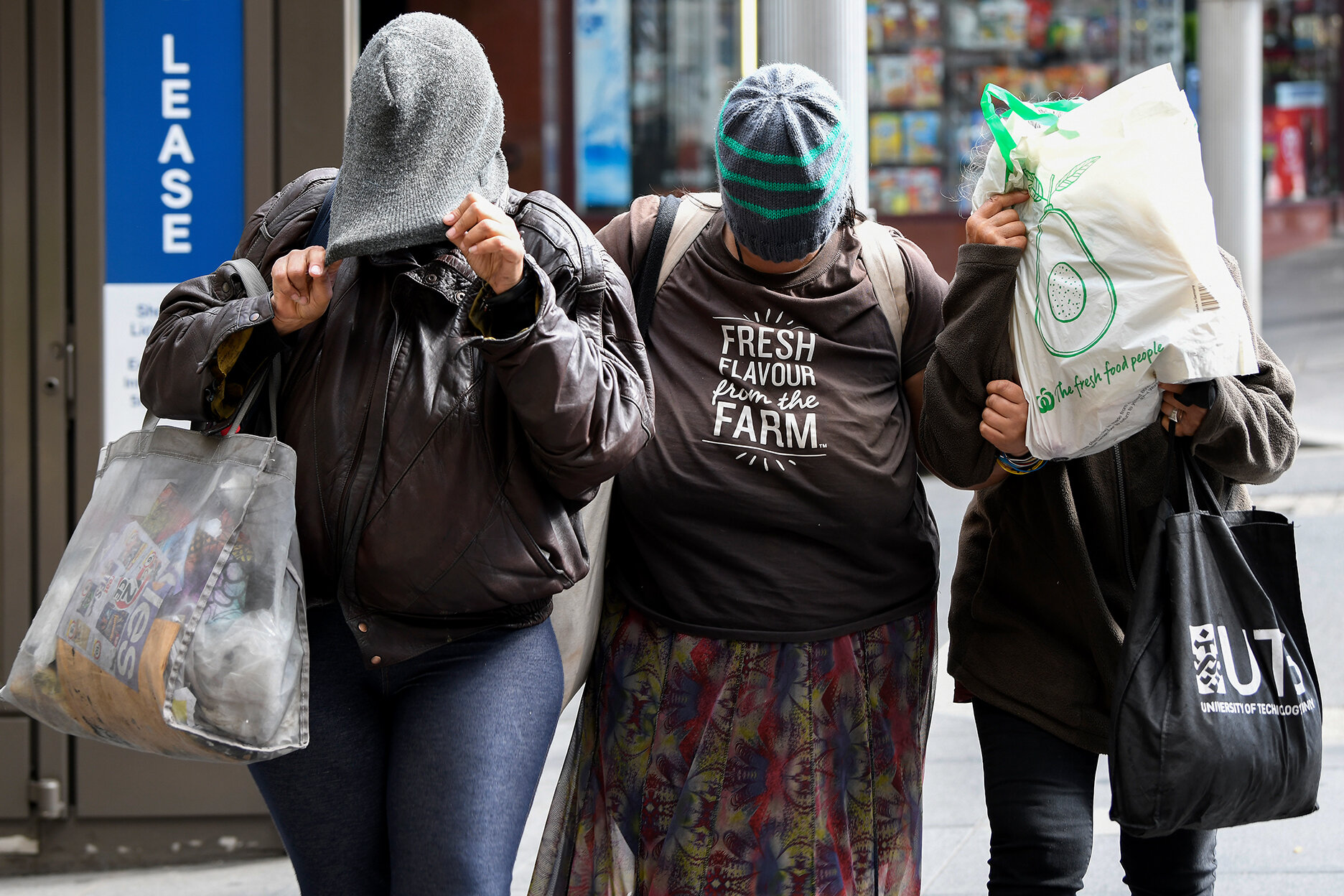  Liana Bobolas, Elena Bobolas and Mary Bobolas arrive at the Downing Centre Court in Sydney, Wednesday, October 23, 2019. (AAP Image) 