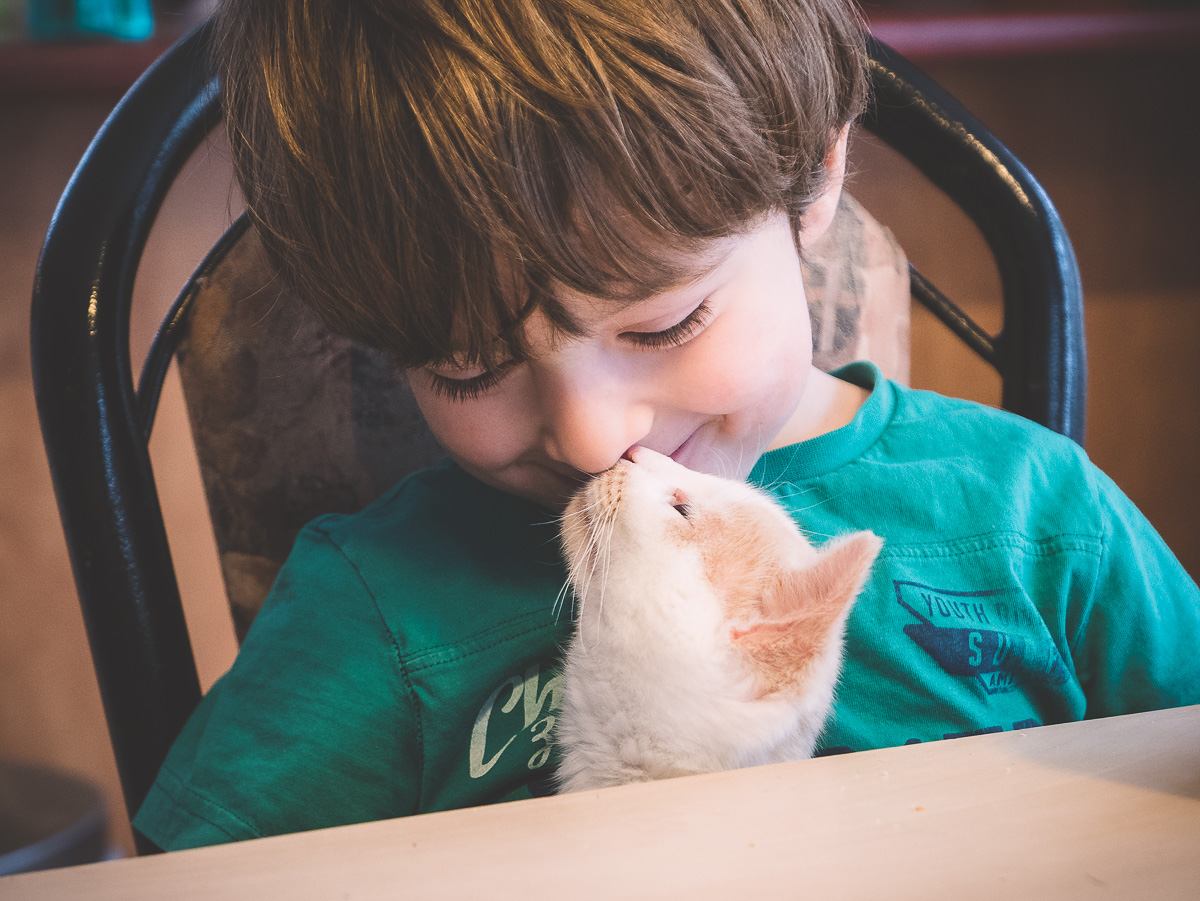 Nothing like a little kiss. <3
