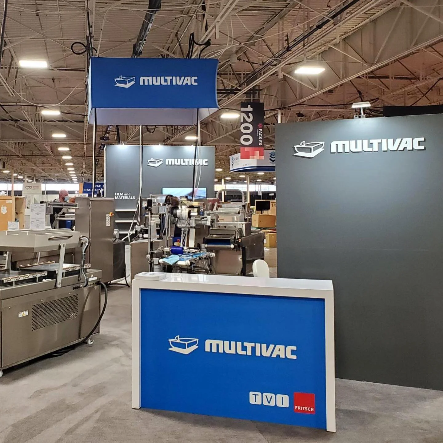 Finally back at the Toronto Congress  Centre with our wonderful clients this week! After months of wondering whether this show would too be postponed, Ontario was finally on a safe path to re-opening. The PackEx 2021 show went ahead and had all the p