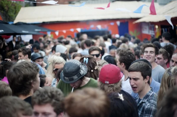 TERRACE PARTY - STINKY'S PEEPHOUSE 2011 CREDIT Zoë Lower