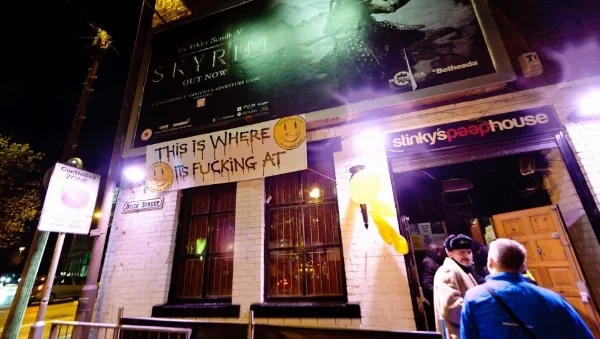 Gary lethbridge on the door at STINKy's, november 2011