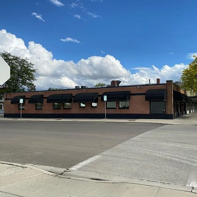 Today is Barley Brown&rsquo;s 22nd Anniversary. There&rsquo;s so very little to celebrate this year, so we&rsquo;ll just have to start making plans for a 23rd Anniversary party! 
Please keep an eye out for collaboration beers we have planned with @breaksidebrews who just turned 10 this year, and we should also collaborate with @boneyardbeer since they also turned 10... Yup. know what you&rsquo;re thinking and yes, we&rsquo;re older and wiser than both of them combined 🤘
Huge thank you to all of our employees that have kept us in gear and going forward! Hopefully we all get back to work soon. We truly appreciate all of the customers that purchase our beer and food, and we look forward to the day when we can join you back in bars and restaurants. Stay heathy, check on your neighbors ❤️!