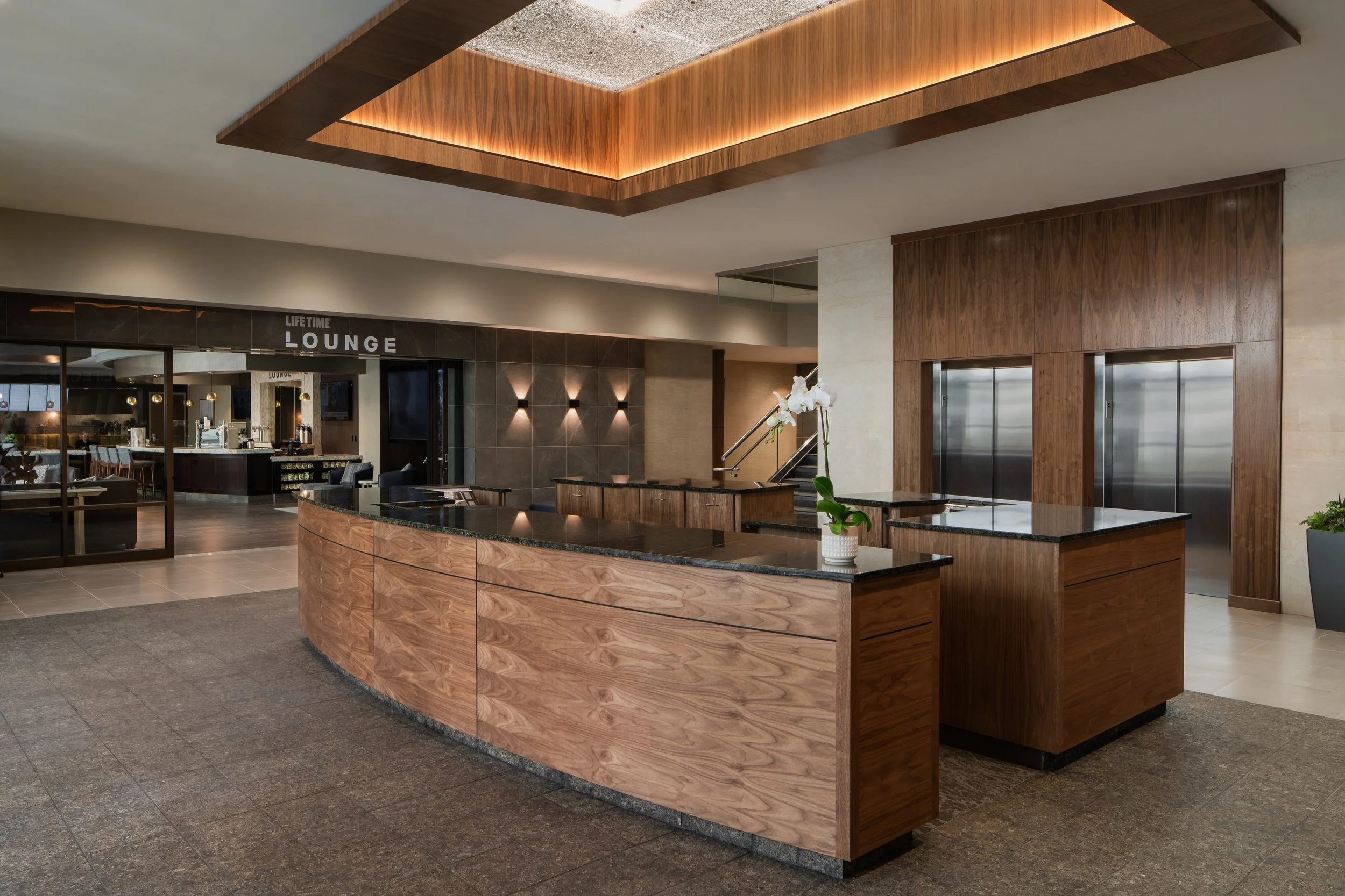 sdo-desk-reception-03.jpg