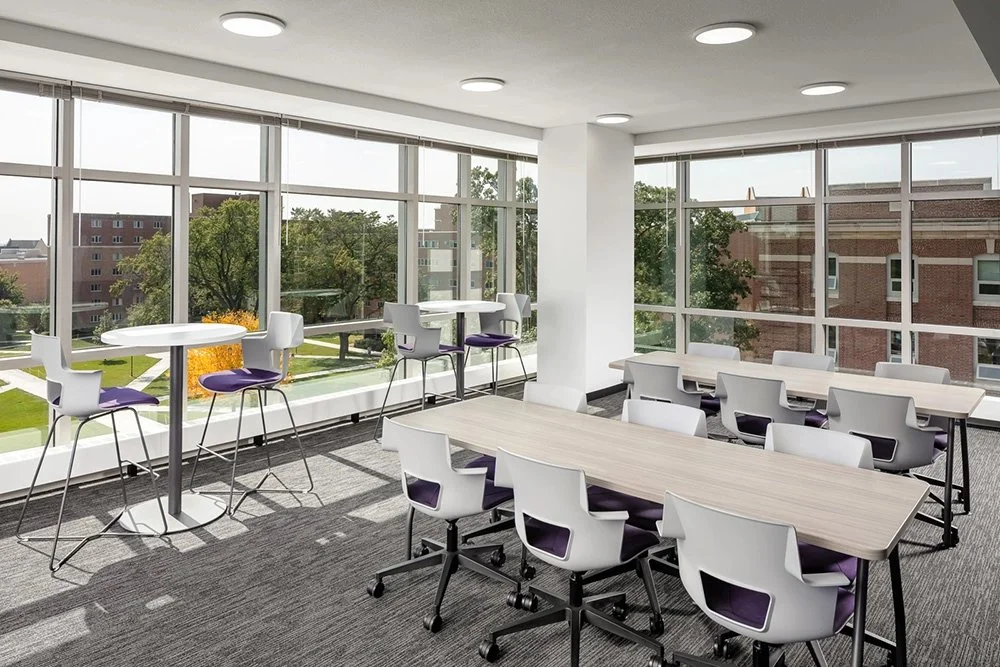 17_University-of-St-Thomas-Tommie-North-Residence-Hall_study-hangout-lounge.jpg