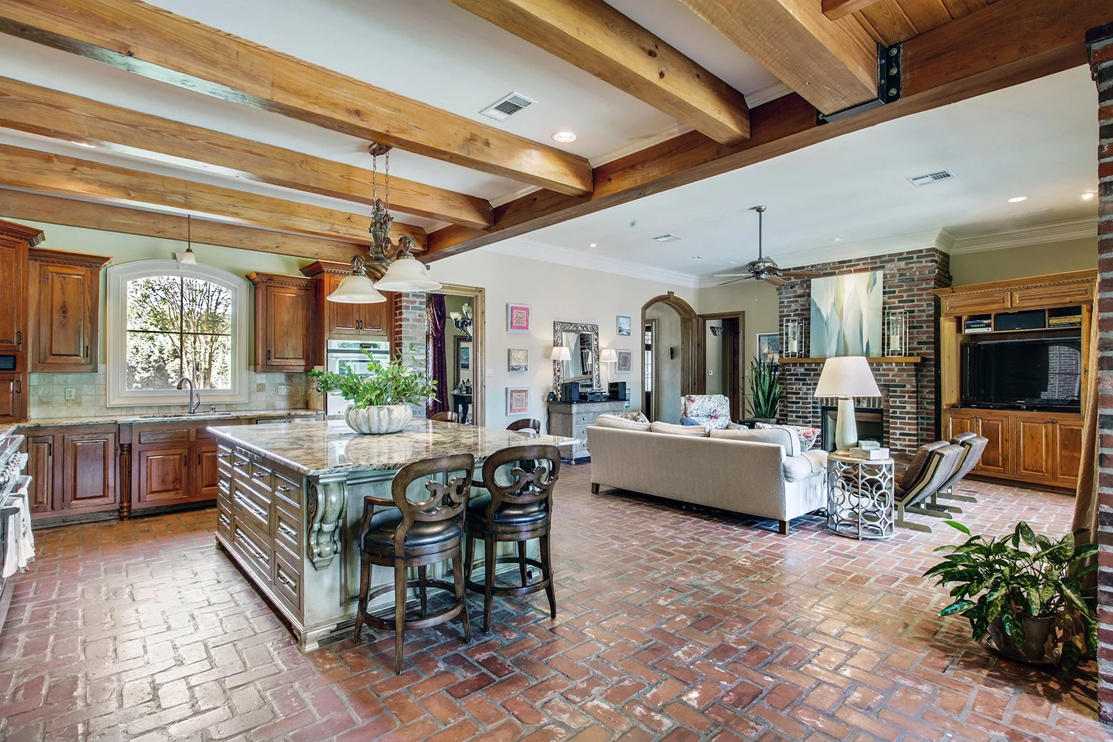 highland bluff 8.jpg
