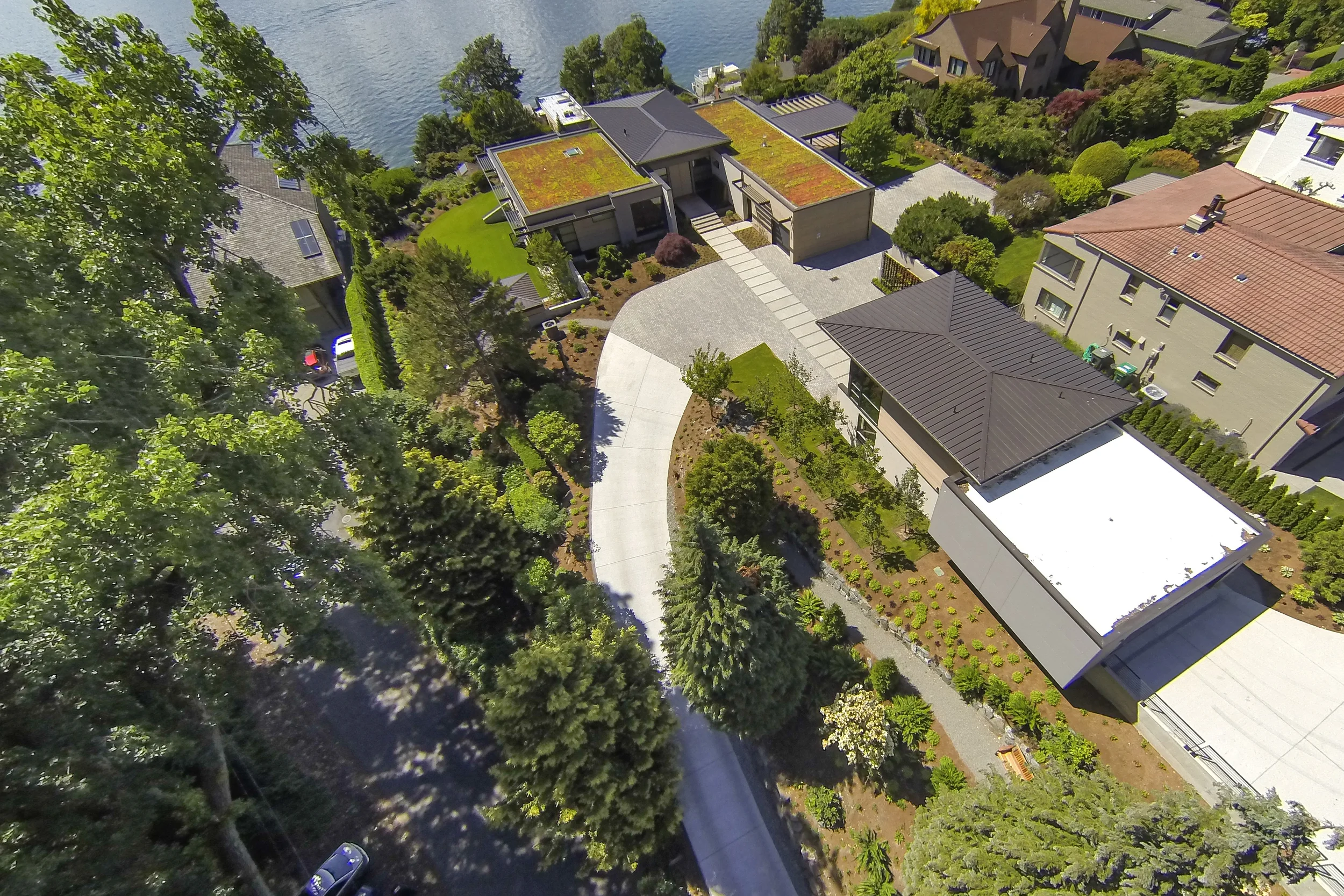 House + Guesthouse