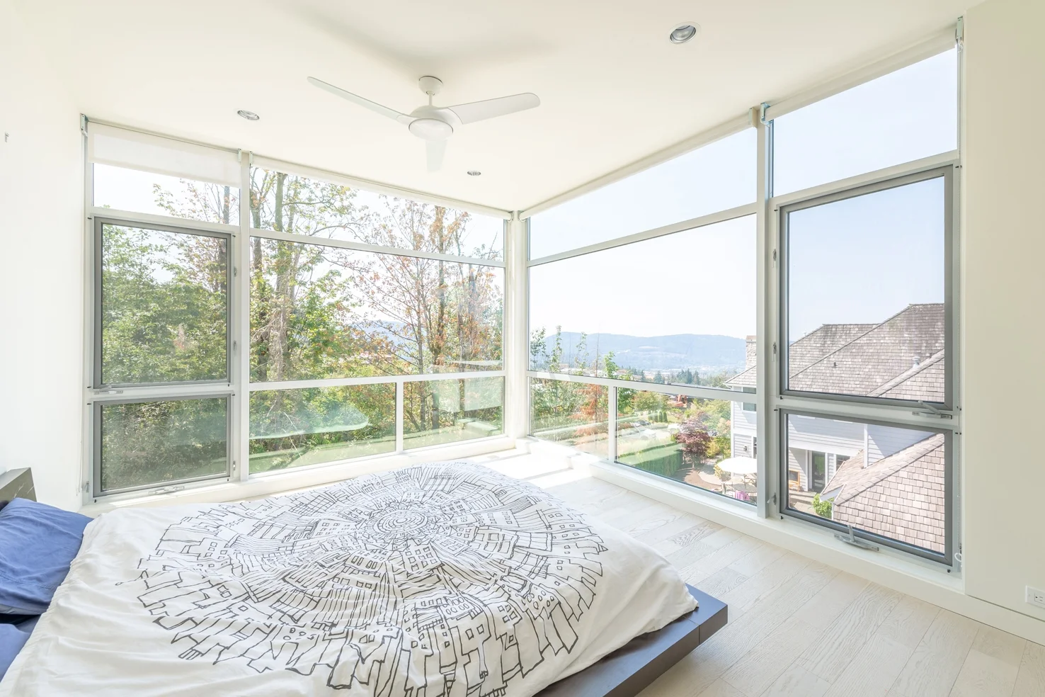 BUILD-LLC-Harrison-St-Int-Master-Bedroom-01.jpg