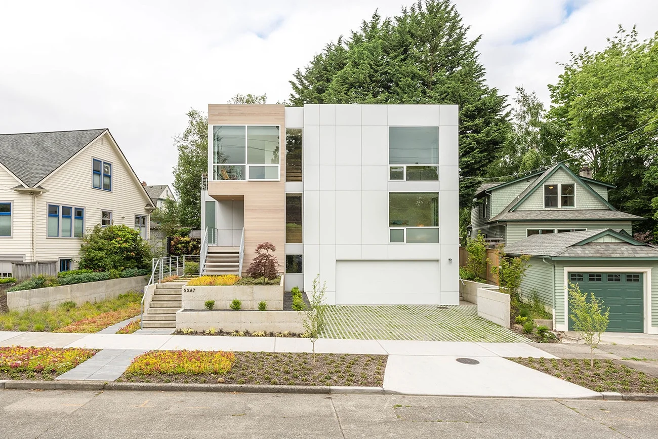 BUILD-LLC-CSH2016-Ext-E-11.jpg