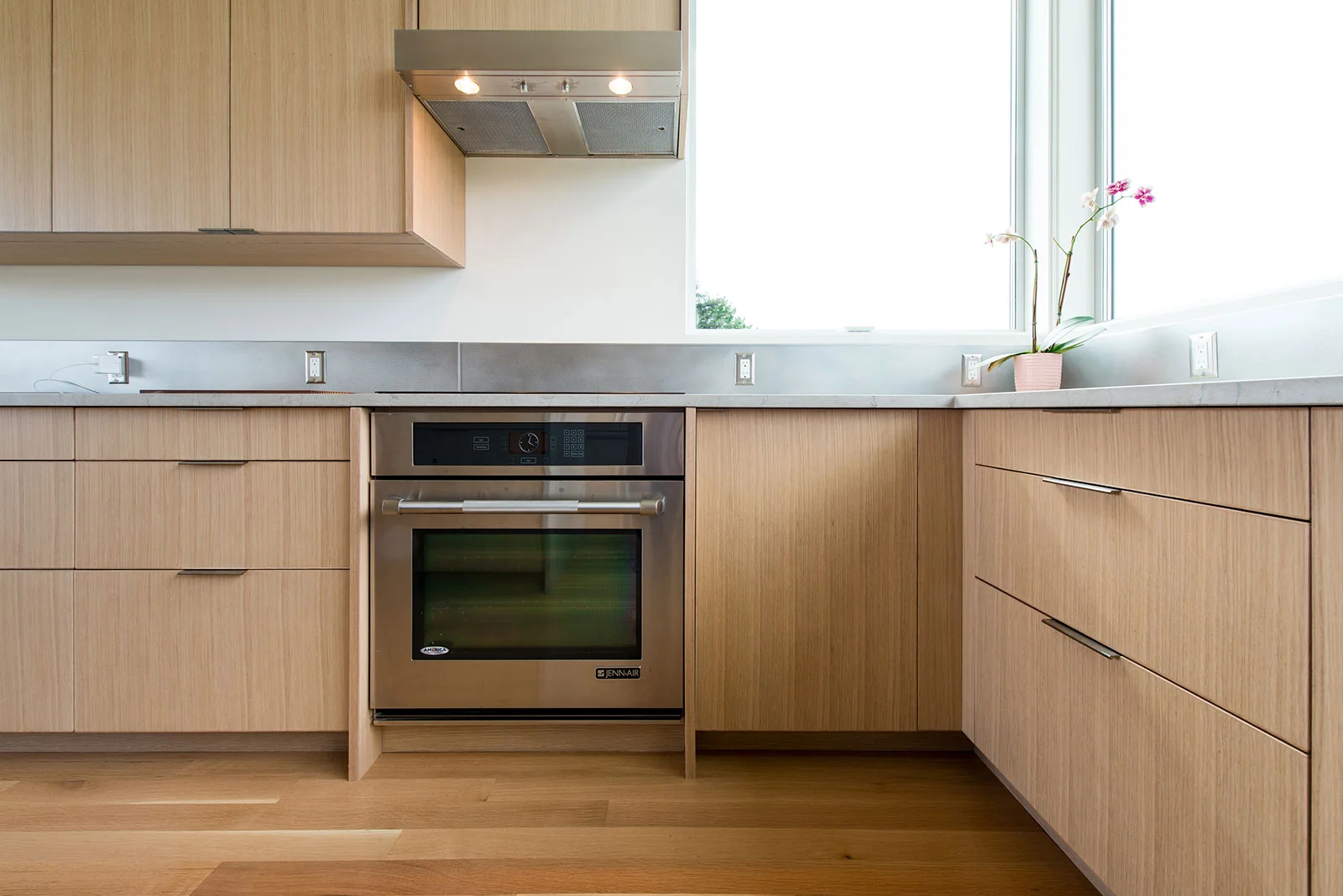 BUILD-LLC-CSH-Int-Kitchen-05.jpg
