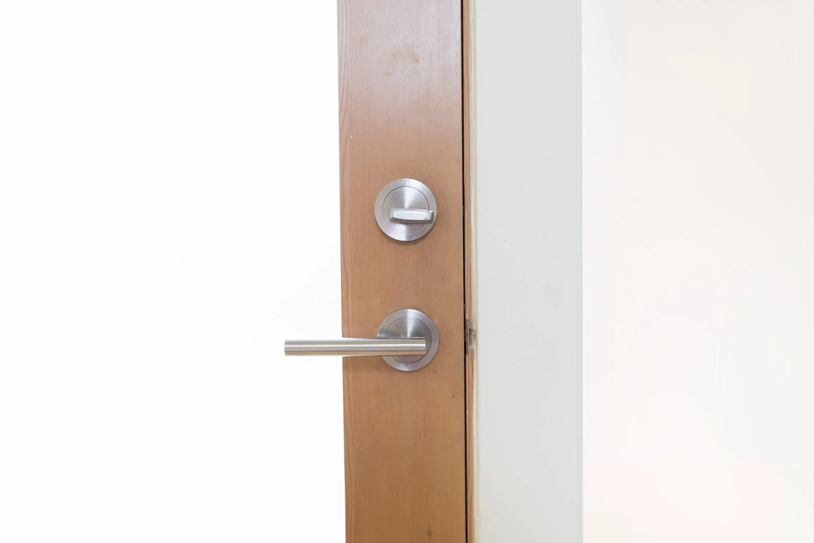 BUILD-LLC-CSH-detail-door-handle-03.jpg